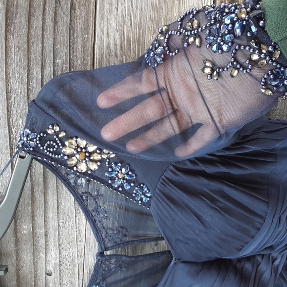 Adrianna Papell Occasions blue formal dress size 6 - Picture 14 of 16